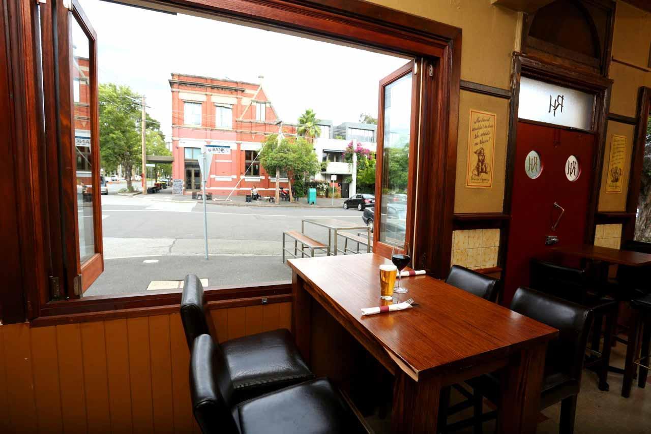 Railway Hotel <br/>Best South Melbourne Pubs