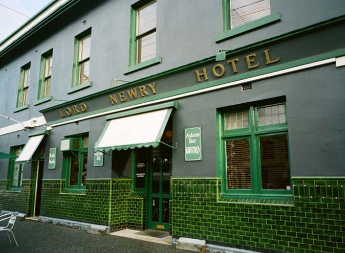 Lord Newry Hotel <br/> Top Northside Bars