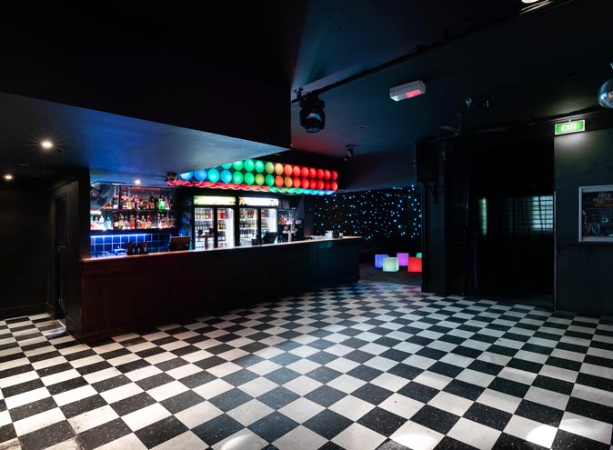 Club Retro <br/> Fun CBD Nightclubs